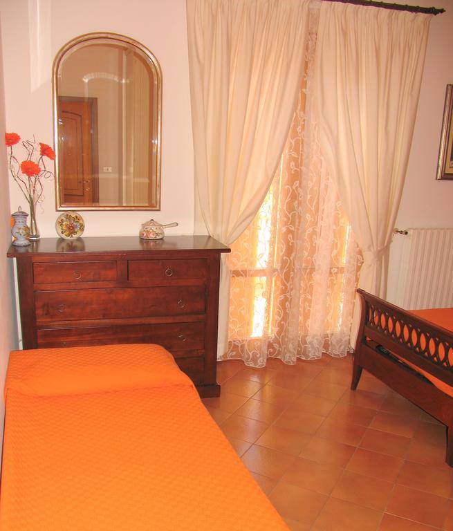 La Casa Dei Boschi Bed and Breakfast San Marino Værelse billede